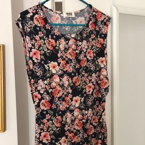 Women’s Verse dress, size medium